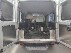 Yufeng Royal Wind V9 2.0T Manual FWD Multifunctional Mid-axle Mid-roof 7/8/9 Seater - ფოტო 10