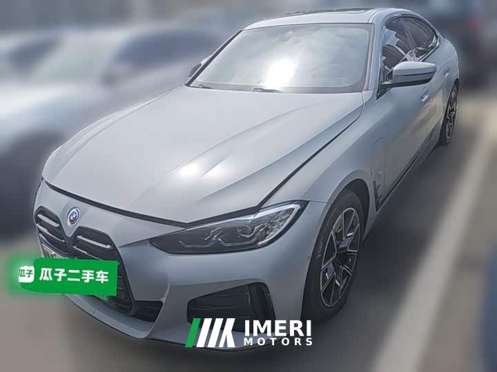 BMW i4 eDrive35