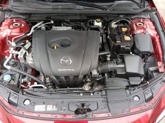 Mazda3 Axela 2.0L Automatic Elegant Edition - ფოტო 10