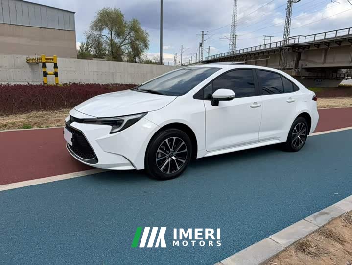 Toyota Corolla 1.8L CVT Luxury