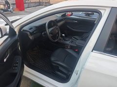 SAIC MG i5 1.5L CVT Luxury - ფოტო 15