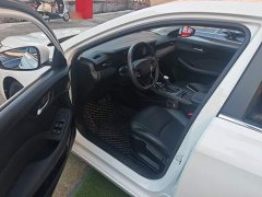SAIC MG i5 1.5L CVT Luxury - ფოტო 16