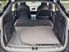 Tesla Model Y Rear-Wheel Drive - ფოტო 17