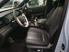Li Auto ONE 2020 Extended Range 6-Seater - ფოტო 15