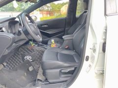 Toyota Corolla 1.8L CVT Luxury - ფოტო 8