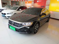 Volkswagen Passat 2023 330TSI Elite - ფოტო 1