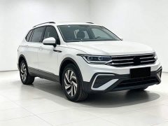 Volkswagen Tiguan L 330TSI Automatic Two-Wheel Drive Comfort Edition - ფოტო 9