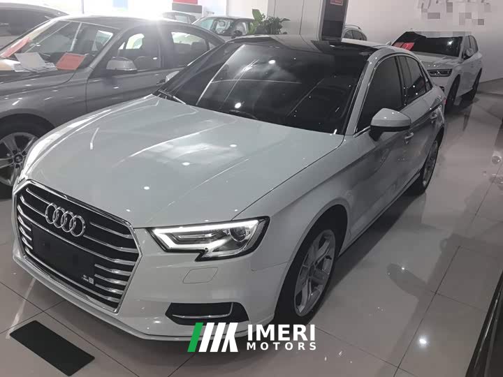 Audi A3 Facelift Limousine 35 TFSI Entry-level National VI