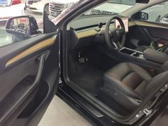 Tesla Model Y 2022 Facelift Rear-Wheel Drive - ფოტო 12
