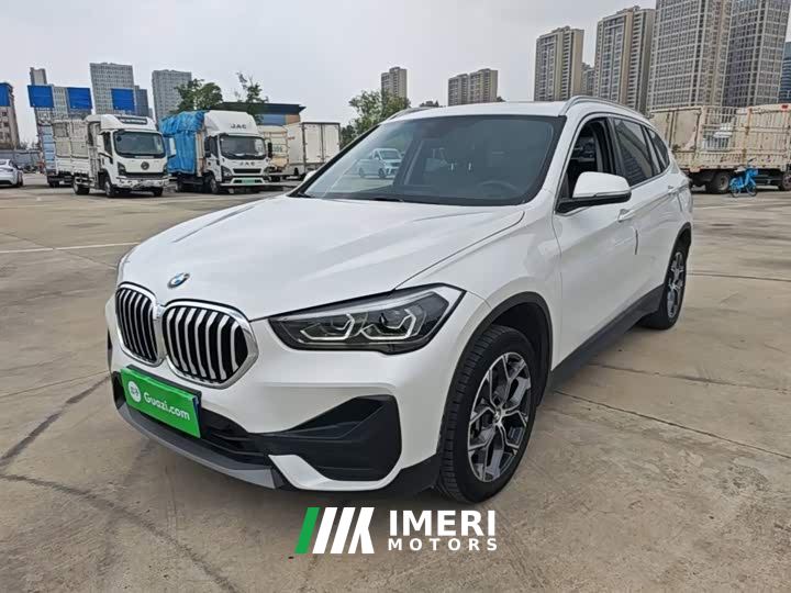 BMW X1 sDrive25Li Leading Edition