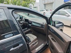 Volkswagen Viloran 380TSI Prestige - ფოტო 11