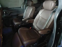 Toyota Sienna 2021 2.5L Hybrid Platinum Edition - ფოტო 17