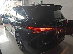 Toyota Sienna 2021 2.5L Hybrid Platinum Edition - ფოტო 5