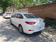 Hyundai Elantra 2020 1.6L Automatic GL Deluxe Edition - ფოტო 5