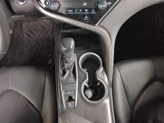Toyota Camry 2.0G Luxury - ფოტო 14