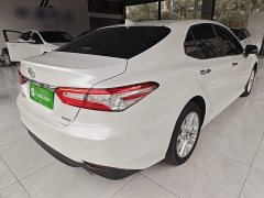 Toyota Camry 2.0G Luxury - ფოტო 7