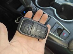 Toyota Camry 2.0G Luxury - ფოტო 9