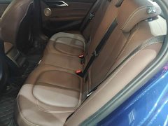 BMW 1 Series Facelift 120i M Sport Night Edition - ფოტო 17