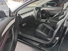 Tesla Model 3 Performance All-Wheel Drive - ფოტო 16