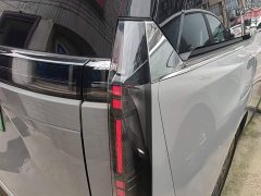 Maxus Dazhong 7 Super Hybrid Super Long Range Flagship - ფოტო 8