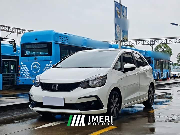 Honda Fit 1.5L CVT Sport Edition - ავტომობილი ჩინეთიდან