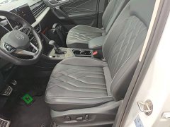 Volkswagen Tiguan L Facelift 330TSI Automatic FWD R-Line Comfort Edition - ფოტო 15