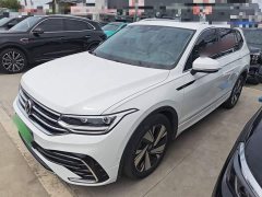 Volkswagen Tiguan L Facelift 330TSI Automatic FWD R-Line Comfort Edition - ფოტო 2