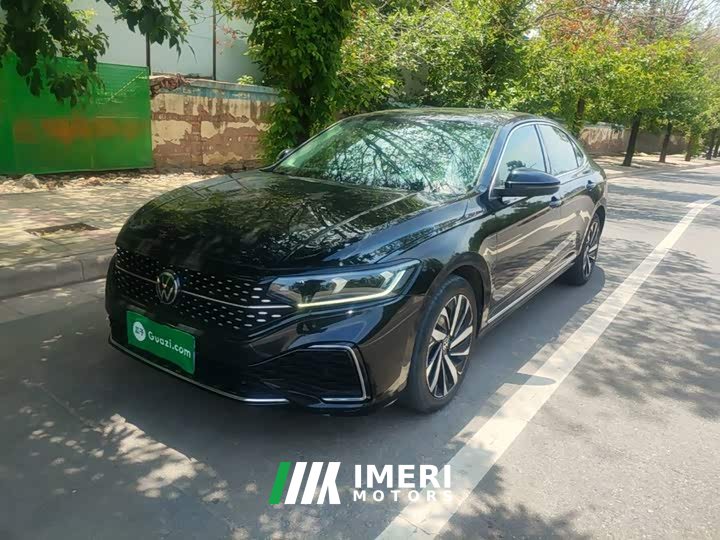 Volkswagen Passat 330TSI Starry Sky Elite - ავტომობილი ჩინეთიდან