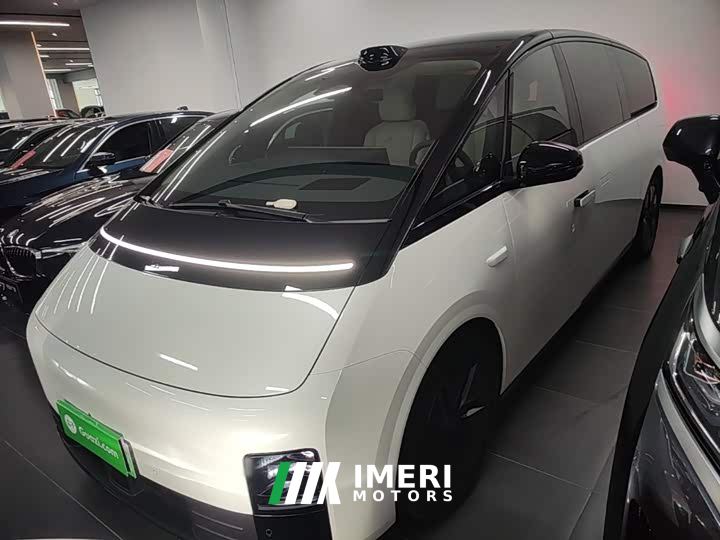 Li Auto Li Xiang MEGA Ultra