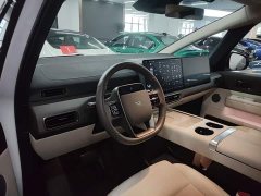 Li Auto Li Xiang MEGA Ultra - photo 6