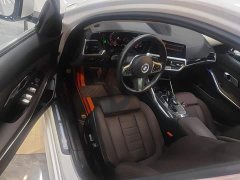 BMW 3 Series Facelift 325Li M Sport Package - ფოტო 12