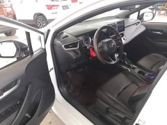 Toyota Corolla 2022 1.8L CVT Luxury - ფოტო 16