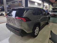 Toyota RAV4 2.0L CVT FWD Urban Edition - ფოტო 7