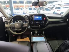 Toyota Highlander Hybrid 2.5L AWD Elite 7-Seater - ფოტო 10