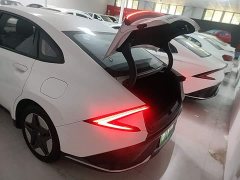 Wuling E5 410km Standard Edition - ფოტო 18