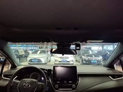 Toyota Corolla Hybrid 1.8H E-CVT Luxury - ფოტო 18