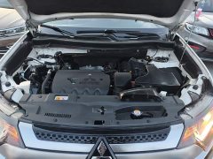 Mitsubishi Outlander 2.0L 2WD Comfort Edition 7-Seater - ფოტო 11