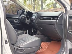Mitsubishi Outlander 2.0L 2WD Comfort Edition 7-Seater - ფოტო 12