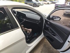 Hyundai Elantra 2022 1.5L CVT Luxury - ფოტო 20