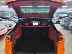 Tesla Model Y Long Range All-Wheel Drive - ფოტო 19
