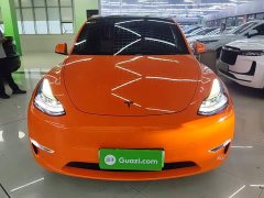 Tesla Model Y Long Range All-Wheel Drive - ფოტო 3