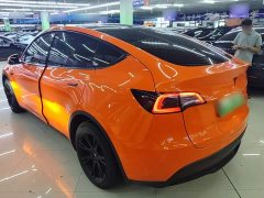 Tesla Model Y Long Range All-Wheel Drive - ფოტო 5