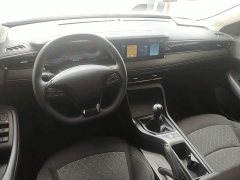 SAIC MG i5 1.5L Manual Comfort Edition - ფოტო 10