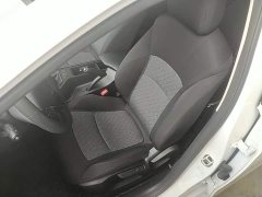 SAIC MG i5 1.5L Manual Comfort Edition - ფოტო 15