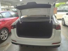 SAIC MG i5 1.5L Manual Comfort Edition - ფოტო 19