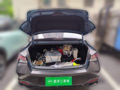 Hyundai Elantra 1.5L CVT Luxury - ფოტო 10