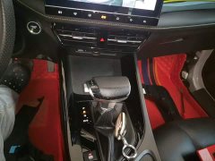 SAIC MG i5 2021 Facelift 1.5L CVT Diamond Edition - ფოტო 10