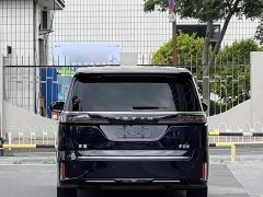 Voyah Lantu Dreamchaser PHEV Extended Range Excellence Edition - ფოტო 6