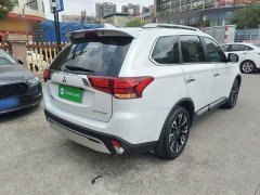Mitsubishi Outlander 2020 2.0L FWD Comfort 5-Seater - ფოტო 5