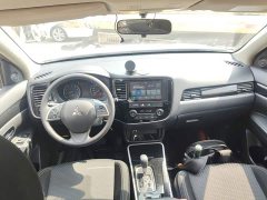 Mitsubishi Outlander 2020 2.0L FWD Comfort 5-Seater - ფოტო 6